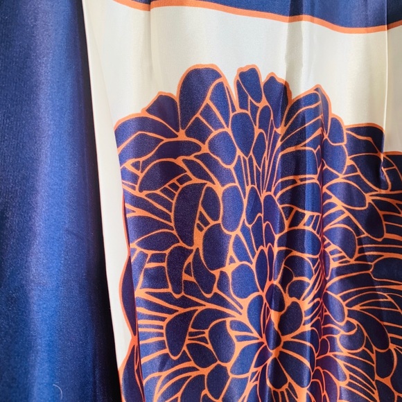 Connection 18 Skirt - Picture 4 of 4